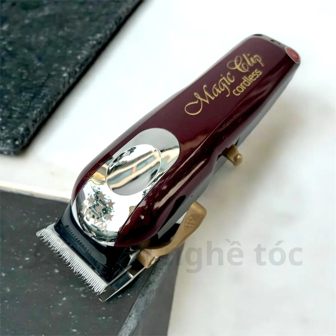 Phù Hợp Cho Ai?Thợ cắt tóc chuyên nghiệp: Đáp ứng tốt cho các kỹ thuật fade, undercut, hoặc tạo kiểu phức tạp. Salon và Barber Shop: Phù hợp cho môi trường làm việc cường độ cao. Người dùng cá nhân: Nếu bạn thích tự cắt tóc tại nhà hoặc chỉnh sửa kiểu tóc cho người thân, đây cũng là một lựa chọn tốt.