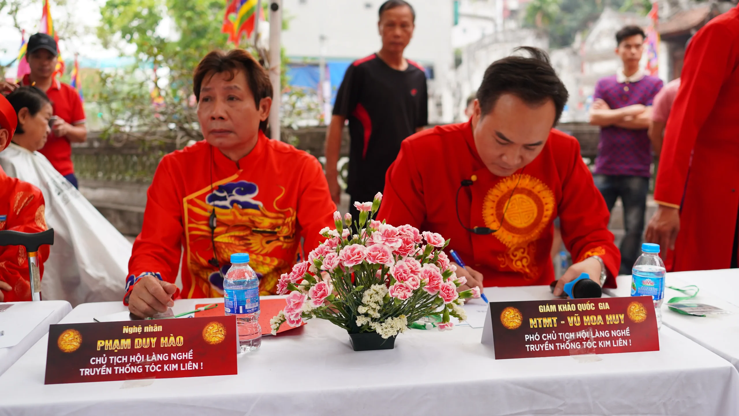 Rộn Ràng Đại Lễ Giỗ Tổ Nghề Tóc tại Kim Liên – Hà Nội: Tinh Hoa Làng Nghề Hội Tụ