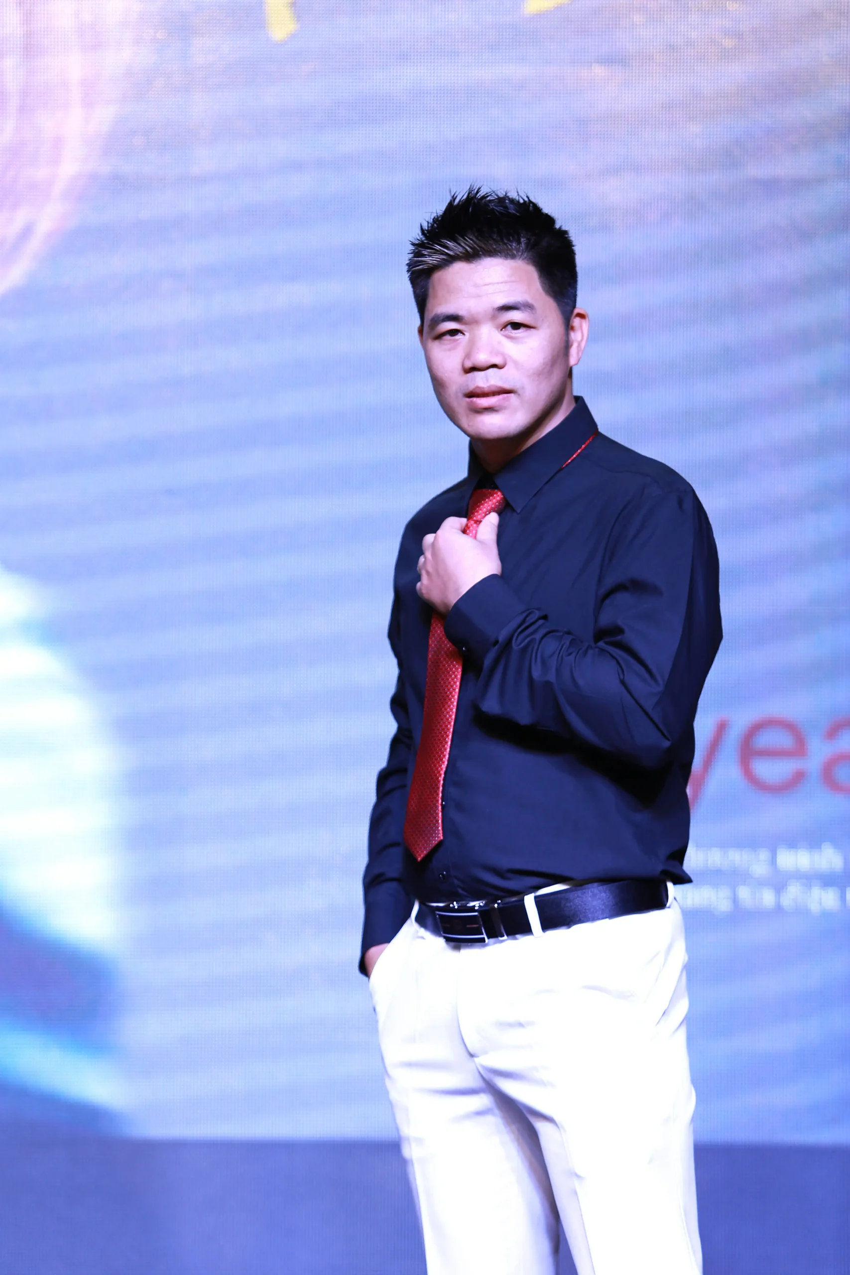 Kiểu Tóc Bob Phồng Sau Gáy Đỉnh Cao