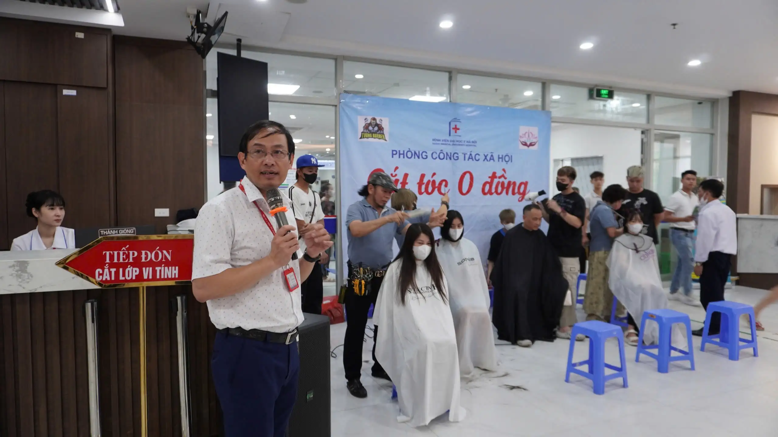 Cắt Tóc 0 Đồng – Gửi Gắm Yêu Thương